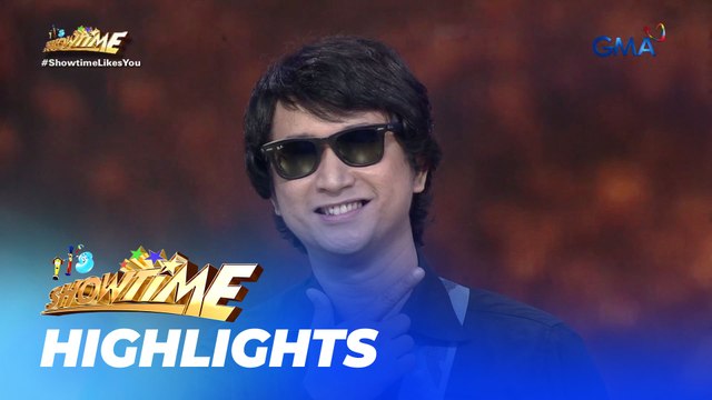 It's Showtime: ‘It’s Showtime’ hosts, NAMANGHA sa hulmahan ni ‘Ely Buendia' kalokalike (Kalokalike)