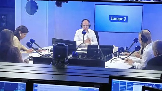 «Gauche ou droite ? Le cœur du Président balance» : le zapping politique de Xavier Bertrand
