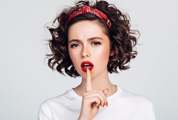 Vernis semi-permanent : 4 erreurs à ne jamais commettre avant et après la pose