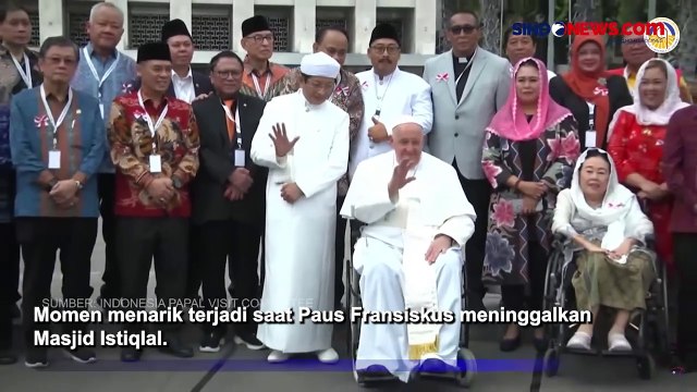 Momen Hangat Imam Besar Istiqlal Cium Kepala Paus Fransiskus, Dibalas Cium Tangan