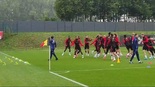 Diables rouges : un groupe au complet à Tubize avant le départ pour la Hongrie