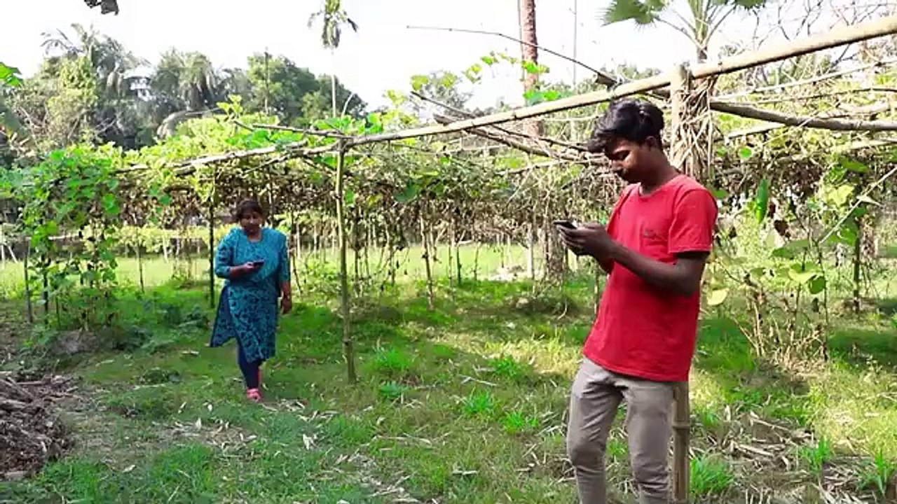 Top_New_Comedy_Video_2020_Must_Watch_New_Funny_Video_2021_Try_To_Not_Laugh_New_Episode_37_By_MeTvBD(360p)