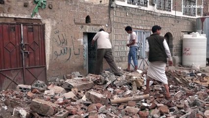 صمدت لمئات السنين قبل أن تجرفها مياه الأمطار.. الفيضانات تدمر منازل أثرية في صنعاء القديمة