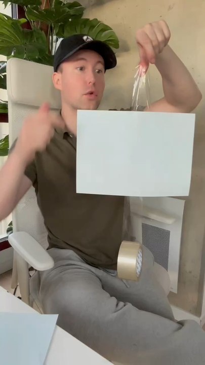 Pour enlever du scotch sur du papier