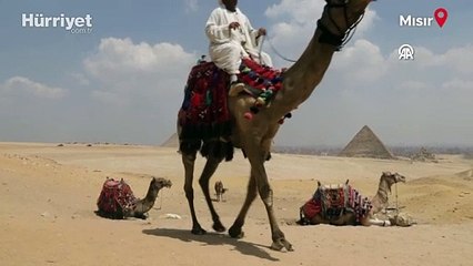 HÜRJET piramitlerin üzerinde gösteri uçuşu yaptı