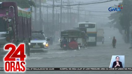 Ilang bahagi ng Valenzuela City, binaha; mga motorista't pasahero, nahirapan sa pagdaan | 24 Oras