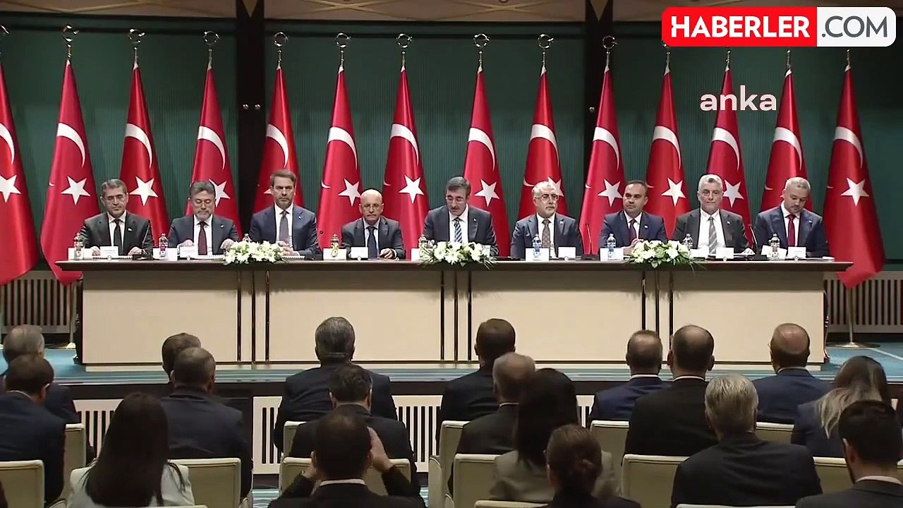 Cevdet Yılmaz, Ovp'yi Açıkladı: "Orta ve Uzun Vadede, Reformların Katkısıyla, Orta-Üst Gelir Grubundan Üst Gelir Grubuna Çıkılması Öngörülüyor"