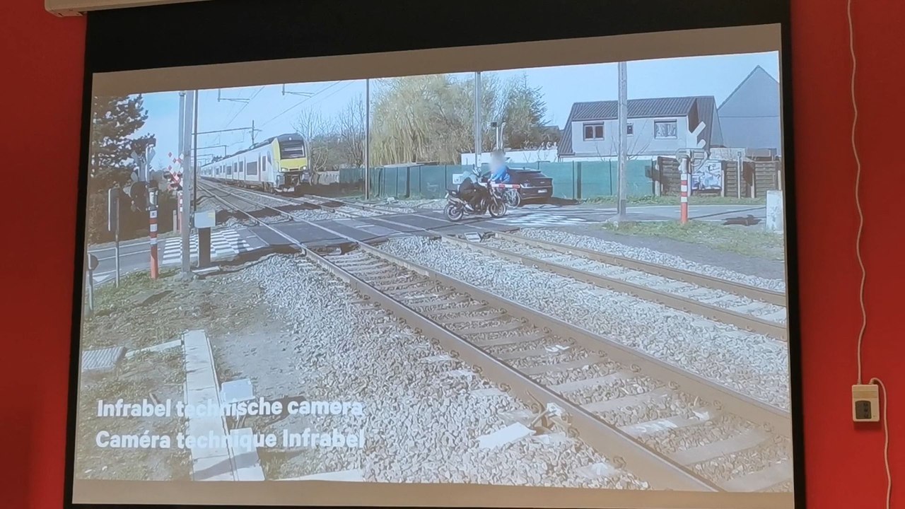 Les élèves du secondaire sensibilisés à la sécurité ferroviaire grâce à la réalité virtuelle