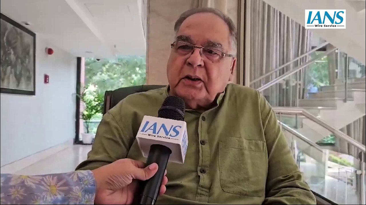 Waqf Board Amendment bill पर JPC की बैठक और Maulana Tauqeer Raza पर बोले Mohammed Adeeb