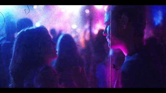 Bande-annonce de Press Play, une romance de science-fiction diffusée sur Prime Video.