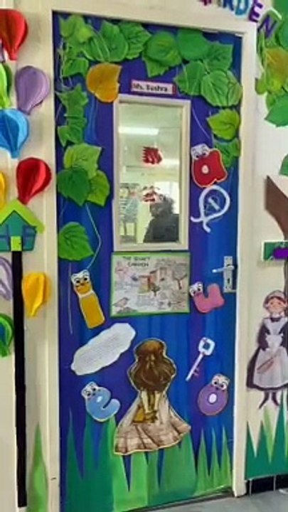 Classroom Door Decoration || classroom doors decor designs