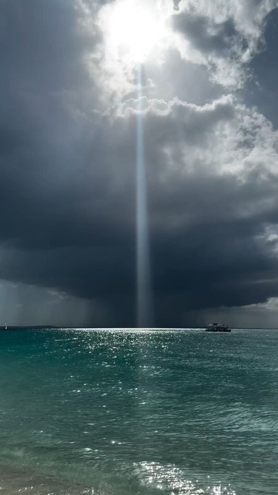 "Wishing You A Weekend For Sunshine Light And Sparkle  From Grace By Beach Turkish And Caisos Islands Follow For More Videos Have Trendingreels"....!!