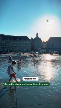 Tu sais où ça se trouve ? Une ville de France détient le record du monde du plus grand miroir d'eau Laquelle est-ce ? Tous nos bons plans et séjour à retrouver sur notre lien en bio Abonne-toi pour d'autres découvertes ❤️‍ Crédit : Petit M
