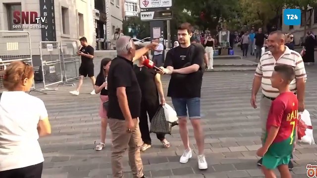 Emekli vatandaşın isyanı sosyal medyada gündem oldu: Ben emekliyim, bak. Gördün mü?