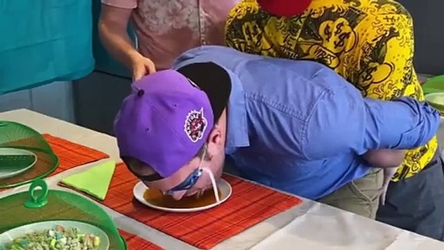 We Play Ellen's Taste Buds for $1000!