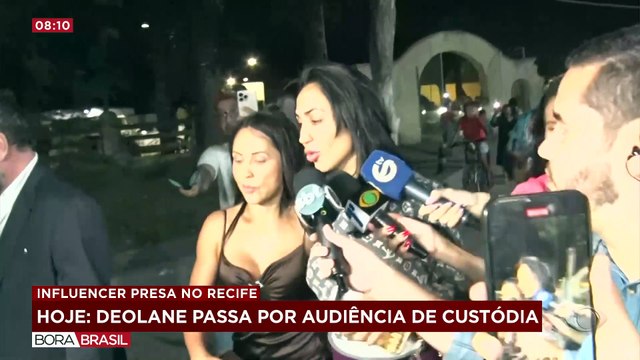 Irmãs de Deolane Bezerra são barradas na entrada de penitenciária no Recife