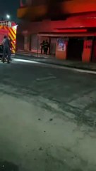 Incêndio atinge loja de aparelhos eletrônicos em Guarujá; VÍDEO