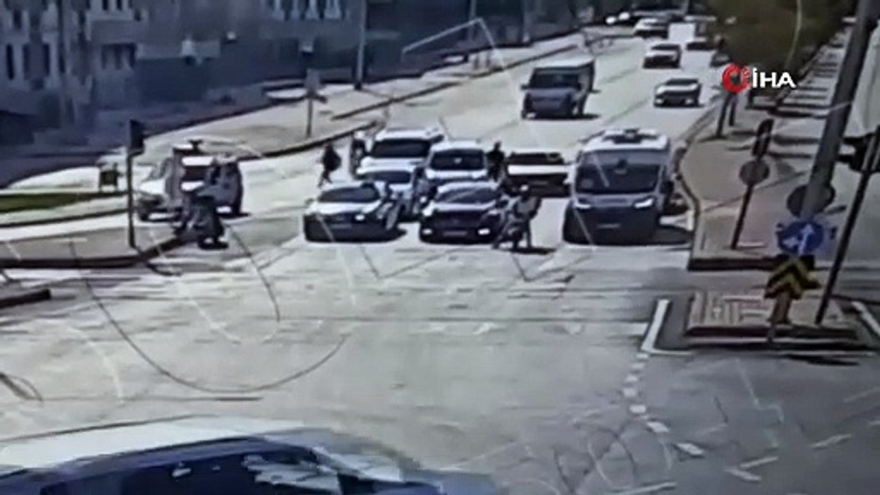 Polislere Ateş Açtılar! İşte O Anlar Kameraya Yansıdı!