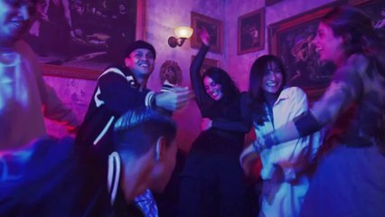 Reflection in the Dark 🎶 Official Music Video – Experience the Emotional Soundscape