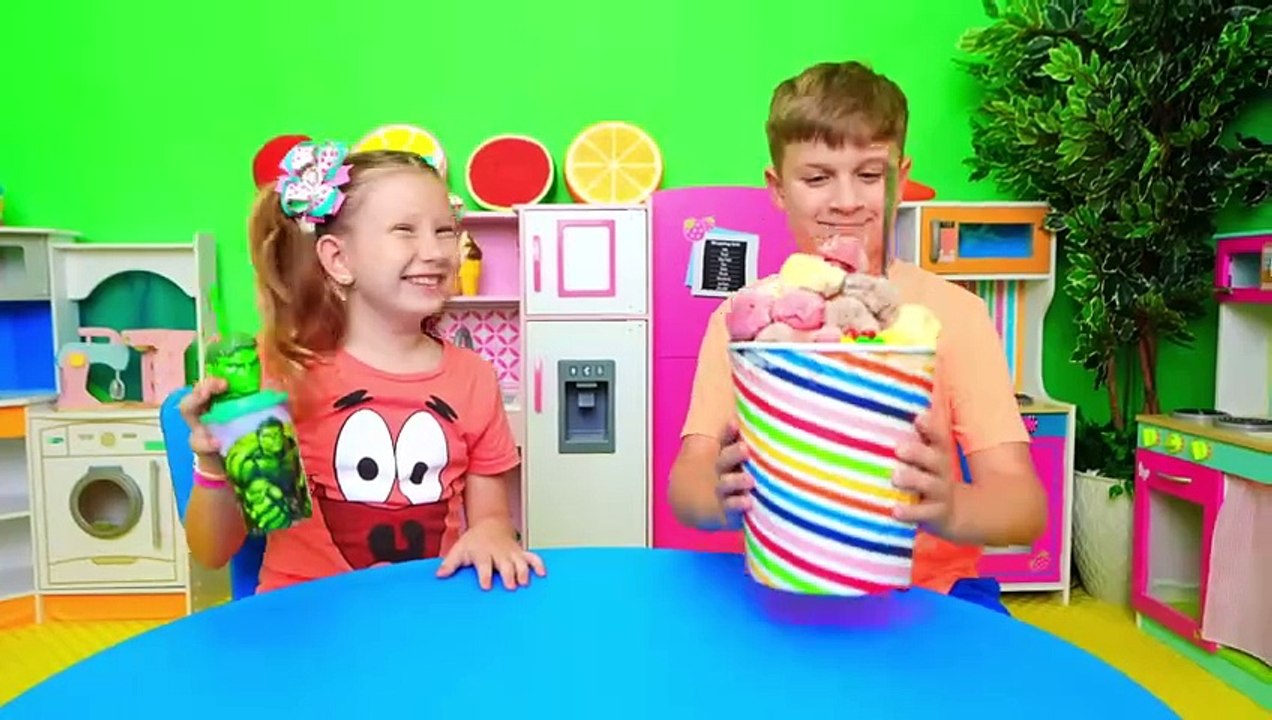 Diana and Roma Learn Good Habits and Healthy Eating