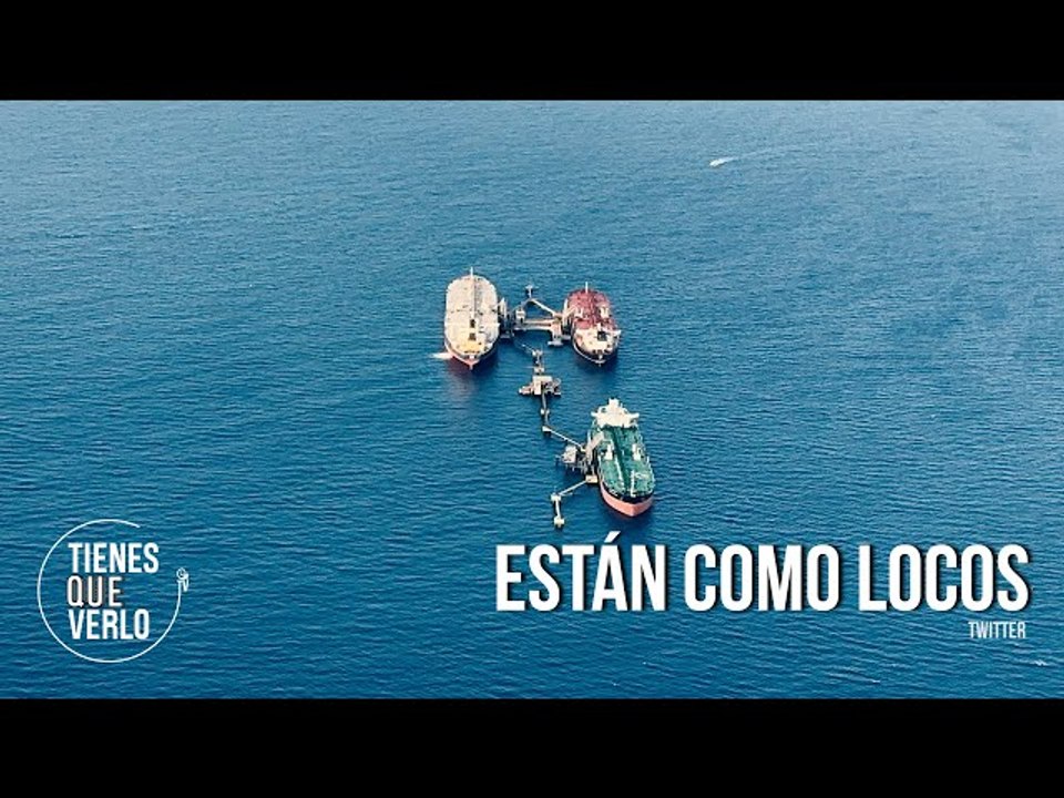 Impresionante vista aérea: Barcos y barcos esperando por cargar petróleo en el oriente de Venezuela