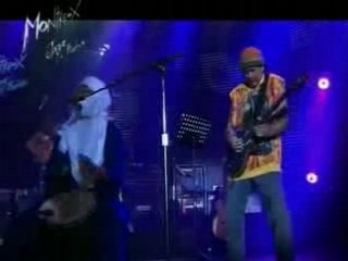 Tinariwen & Carlos Santana -  Amassakoul