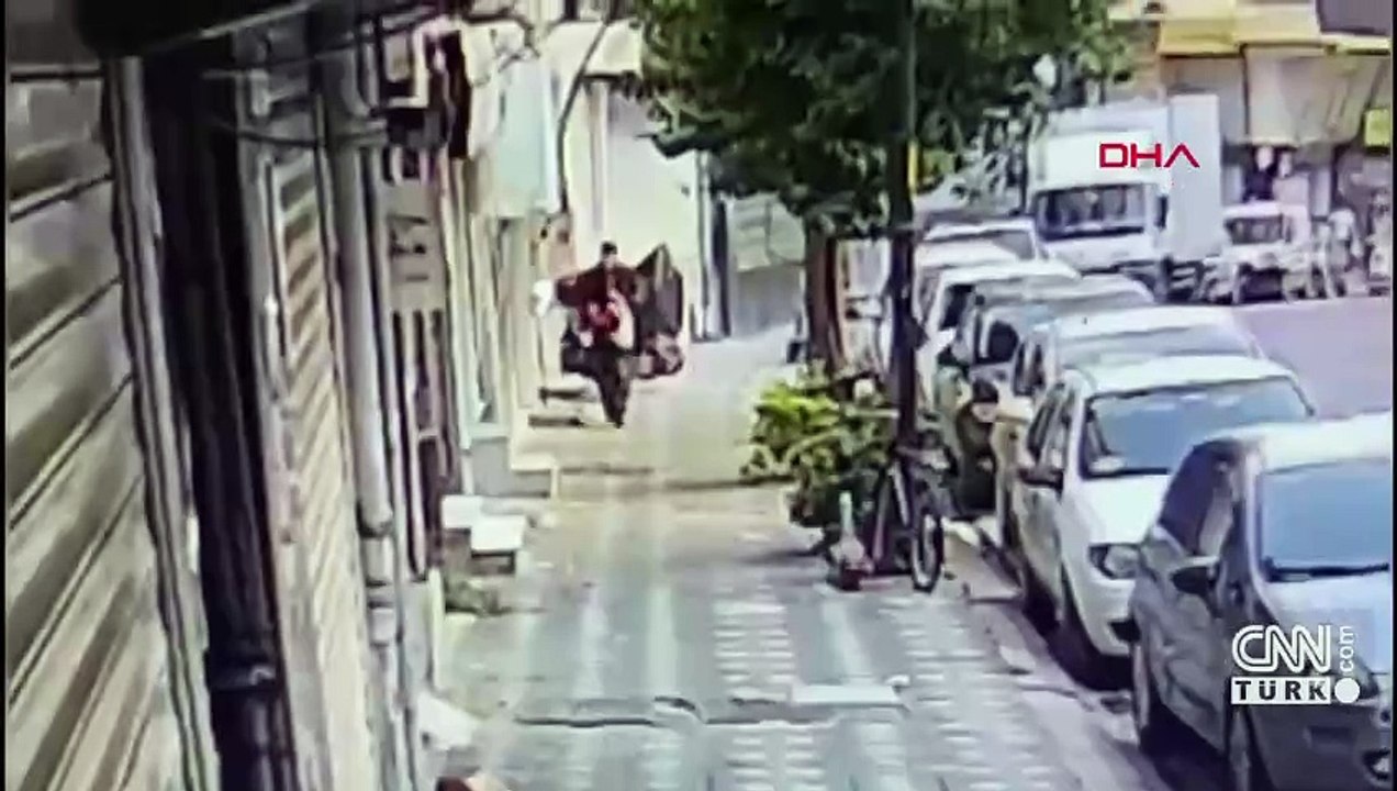 Kopyaladığı anahtarla akrabasının evini soydu