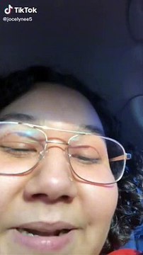 Ordina una torta a tema 'Rick e Morty', ma la pasticceria gliene fa una di Ricky Martin