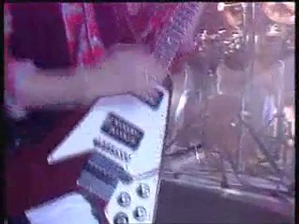 Wishbone Ash - The King Will Come