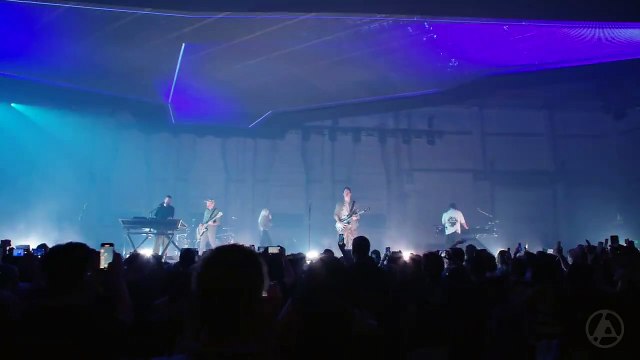 Linkin Park : la nouvelle chanteuse Emily Armstrong chante Numb en live