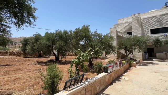 En la aldea palestina de Cisjordania que los colonos israelíes asaltaron a sangre y fuego