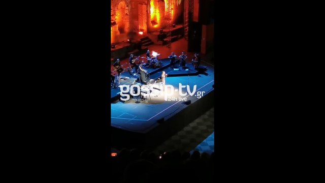 Αποκλειστικό-Βίκυ Λέανδρος: Στη σκηνή για τελευταία φορά - Ερμήνευσε τα τραγούδια του πατέρα της