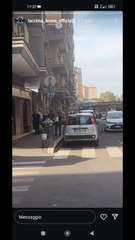 la signora che urla dal balcone  Allah akbar