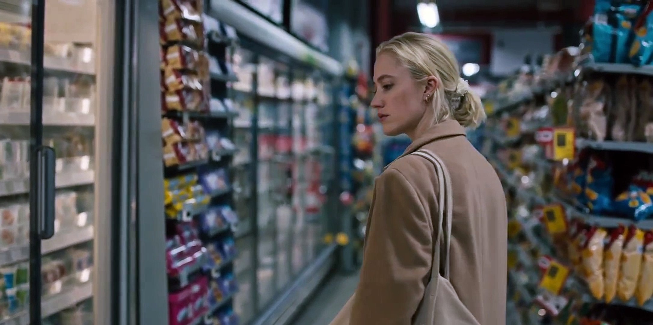 Watcher 2022 (Drama, Horror, Thriller) 02.09.2024