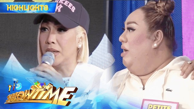 Vice Ganda, ibinuking ang tunay na edad nina Chad at Petite | It's Showtime