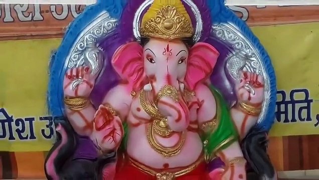 गणेश प्रतिमा वितरण के साथ ही 10 दिवसीय गणेश महोत्सव की धूम शुरू