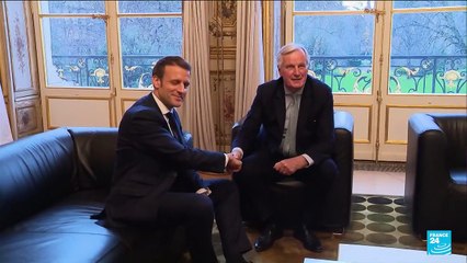 La France insoumise appelle à manifester contre le "coup de force" d'Emmanuel Macron