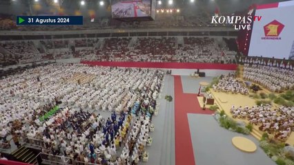 Momen Jokowi Berikan Standing Applause ke Prabowo di Penutupan Rapimnas Gerindra
