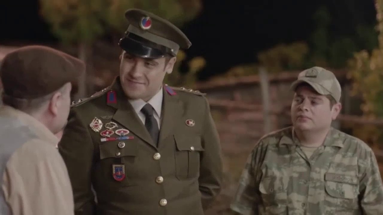 Komutanın Üniformasını Çalıp Firar Ettiler Can Tertip #türkfilmi #filmizle #türkçefilm