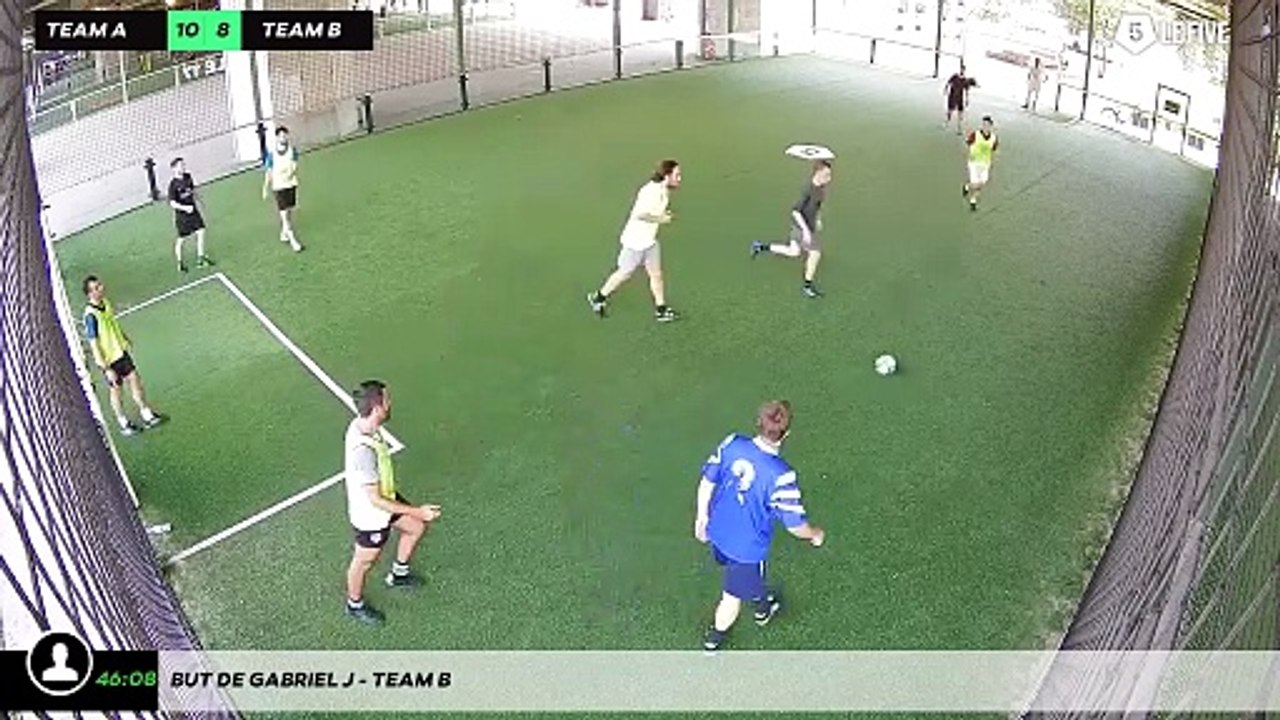 But de Gabriel J - Team B