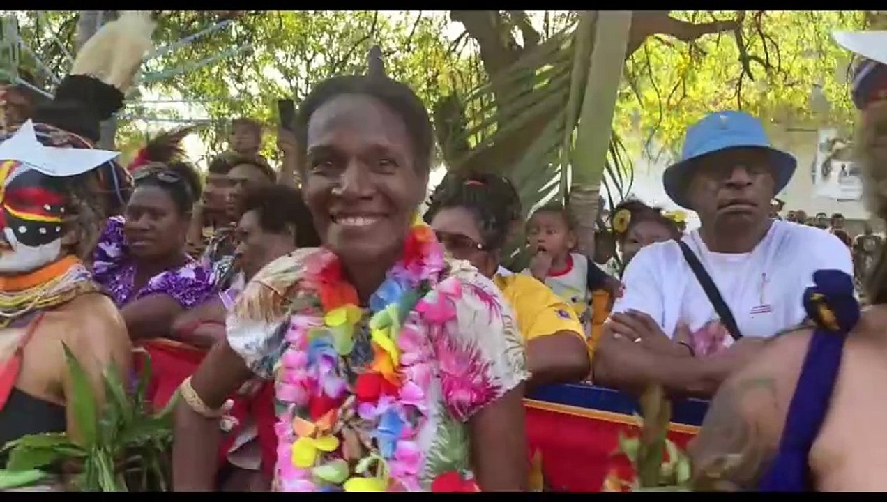 El papa se reúne con religiosos y religiosas en Papúa Nueva Guinea