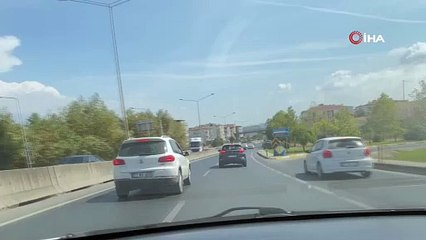 Anne Kucağında Çocuğuna Cip sürdürdü, Görenler Şaştı Kaldı!