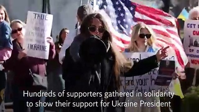 Pro-Ukraine protesters rally outside White House after Trump-Zelensky clash