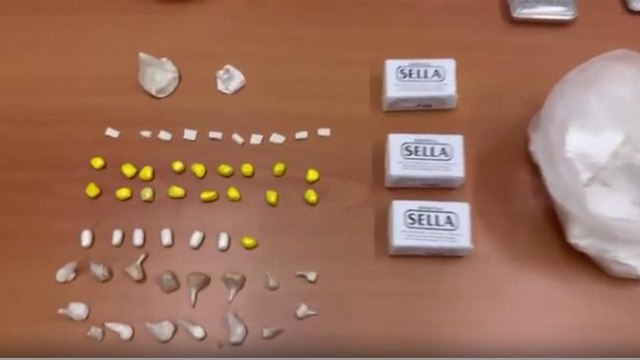 Bologna, il video dei controlli e della droga sequestrata in Bolognina dalla polizia
