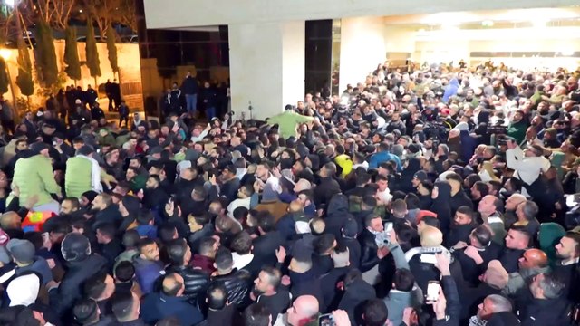 Environ 600 prisonniers palestiniens libérés, les corps de quatre otages israéliens restitués