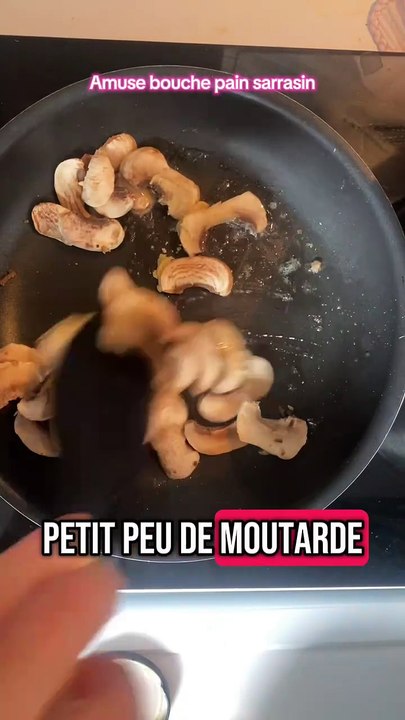 Ces toasts sont très frais et le goût du sarrasin est bien mis en valeur. #levain #sarrasin #apero
