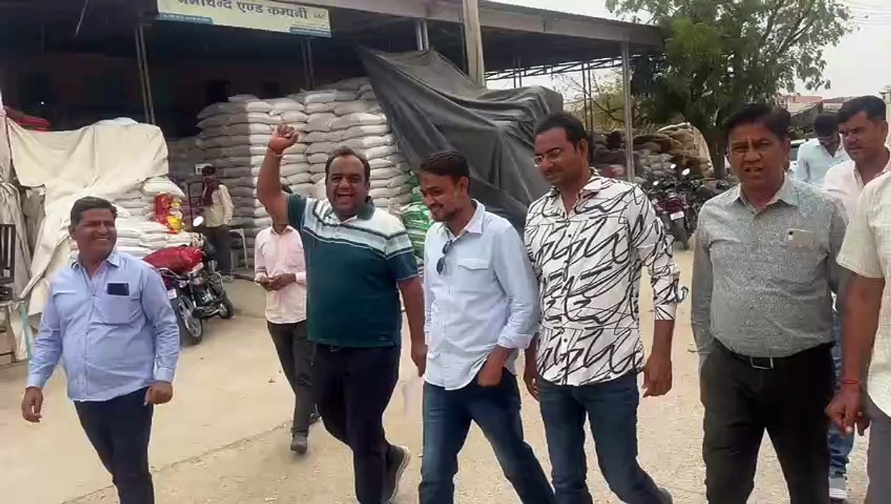 व्यापारी बोले: राज्य सरकार की हठधर्मिता नहीं टूटी तो प्रदेश में बंद हो जाएगा एग्रो फूड इंडस्ट्रीज कारोबार  इंडस्ट्रीज कारोबार
