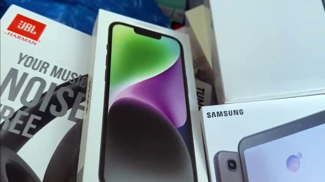 Grande apreensão de eletrônicos e produtos do Paraguai é realizada após abordagem na BR-369, em Cascavel