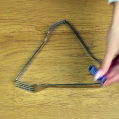 Make coins spin like magic with this crazy battery hack!