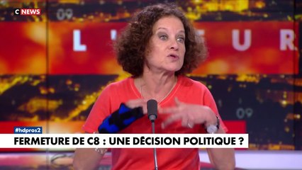 Elisabeth Levy : «Si ce n'est pas une décision politique, c'est une décision idéologique»